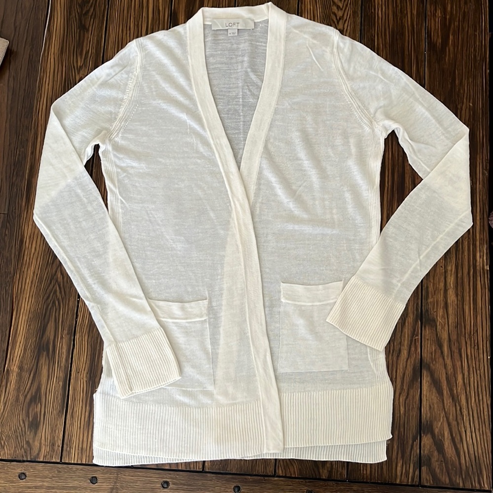 EUC Ann Taylor Loft ivory open front cardigan